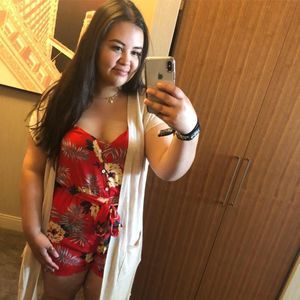 Meet your Posher, Beatriz